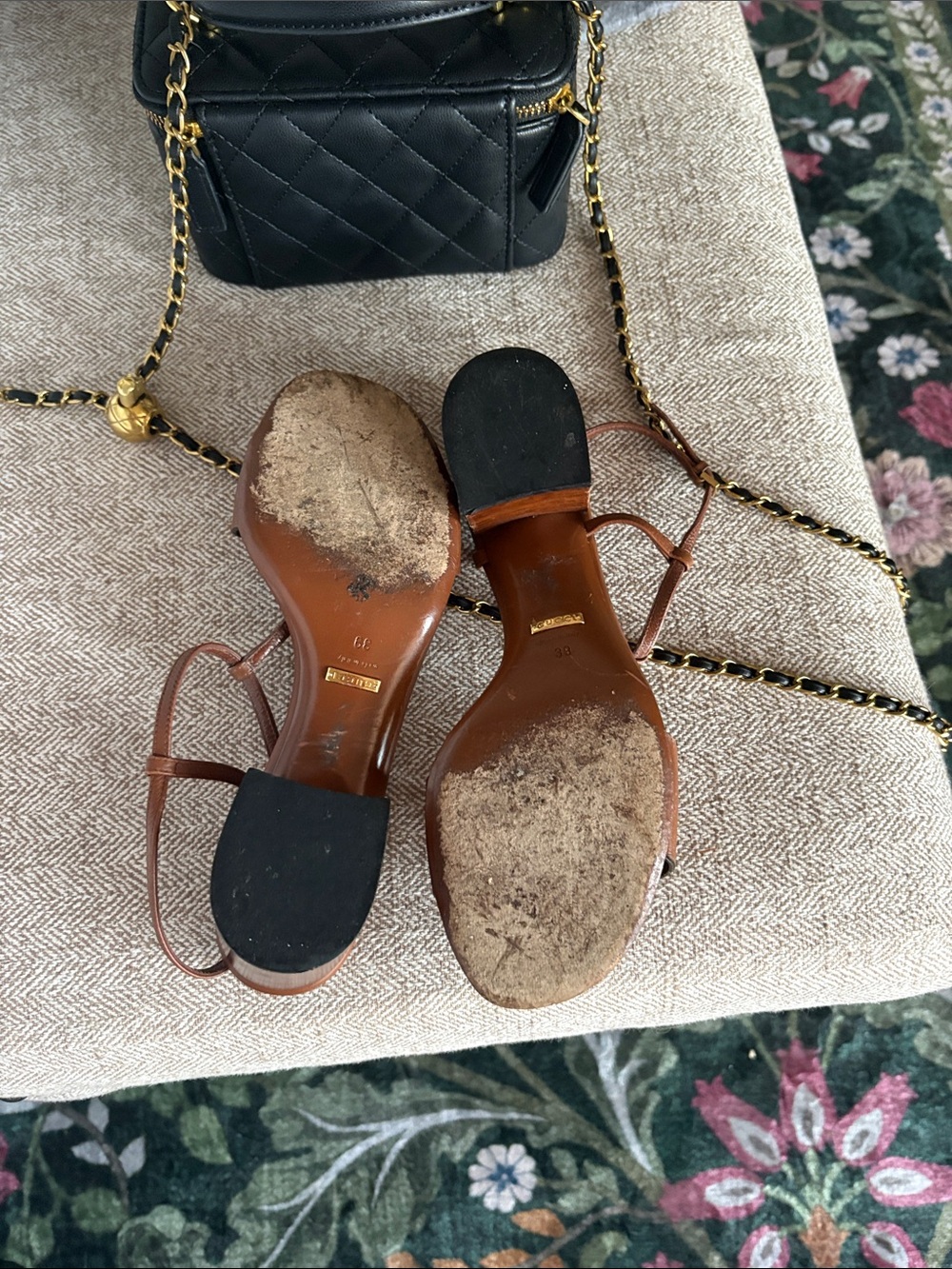 Leaving Sept 12 for three weeks vaykay gucci
Brown Leather Horsebit T-Strap - Picture 9 of 9